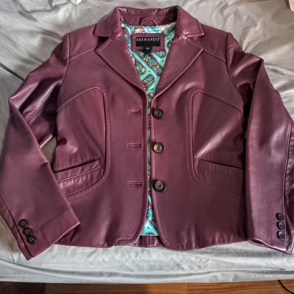 Bernardo Plum Lamb Leather Blazer - Picture 3 of 8